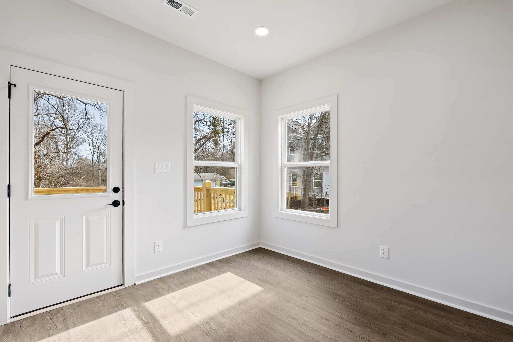 Building Photo - 4621 Julian St