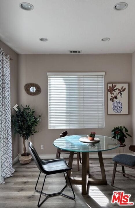 Building Photo - 16 Frances Cir