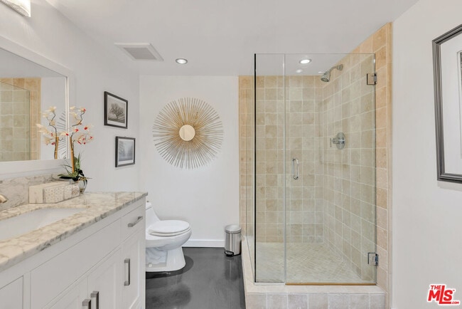 Building Photo - 9950 Durant Dr