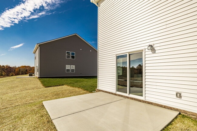 Building Photo - 616 Emerson Ln