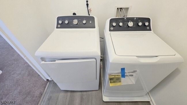 Building Photo - 360 Broad St