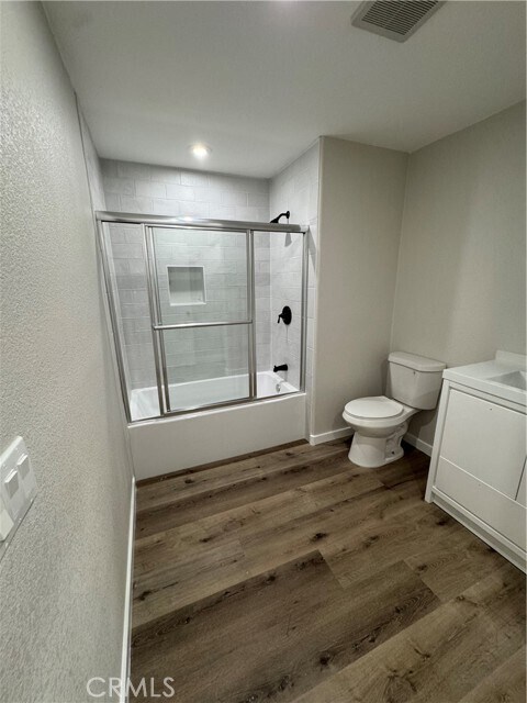 Building Photo - 6679 Linda Vista Rd