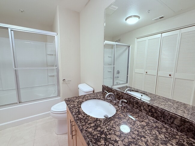 Building Photo - 3857 Pell Pl