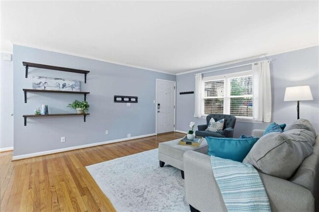 Building Photo - 1010 Scott Blvd