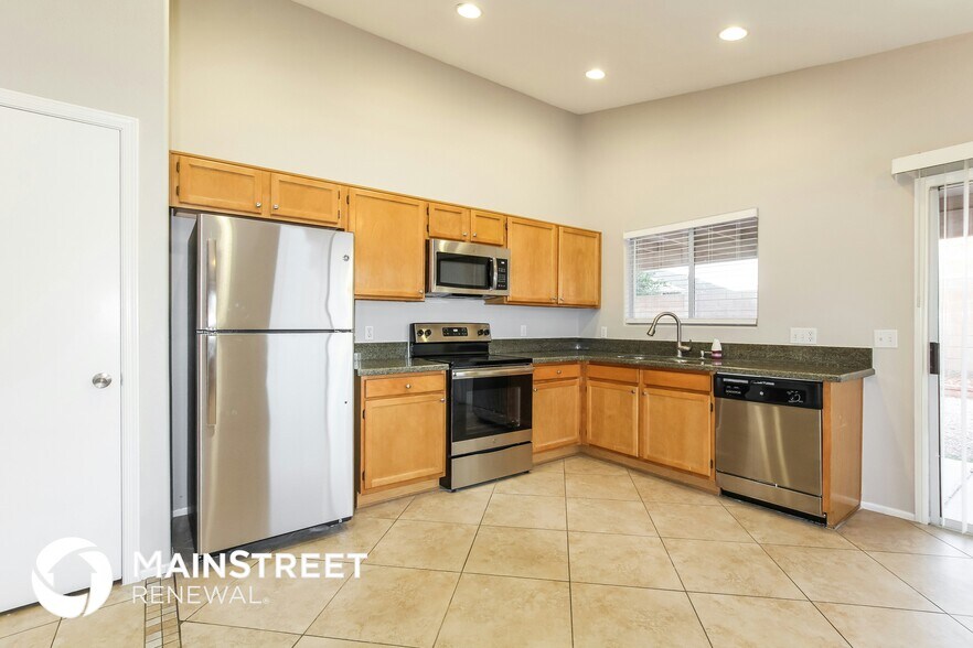 Building Photo - 2806 W Campo Bello Dr