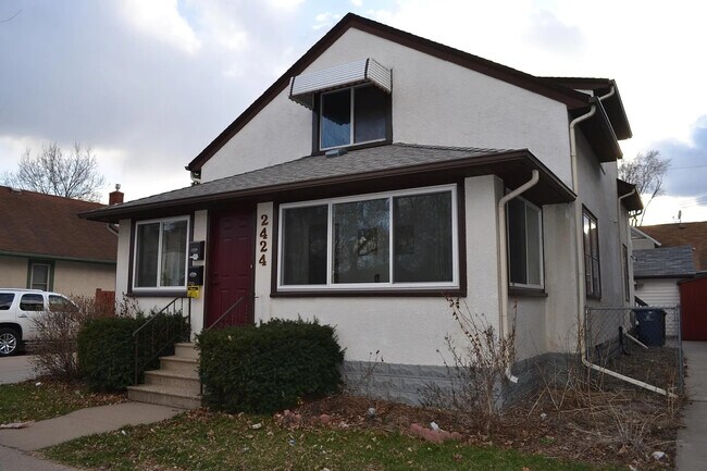 Building Photo - 2424 5th St NE