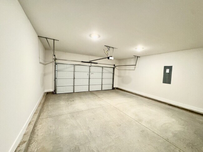 Building Photo - New build in Central, SC