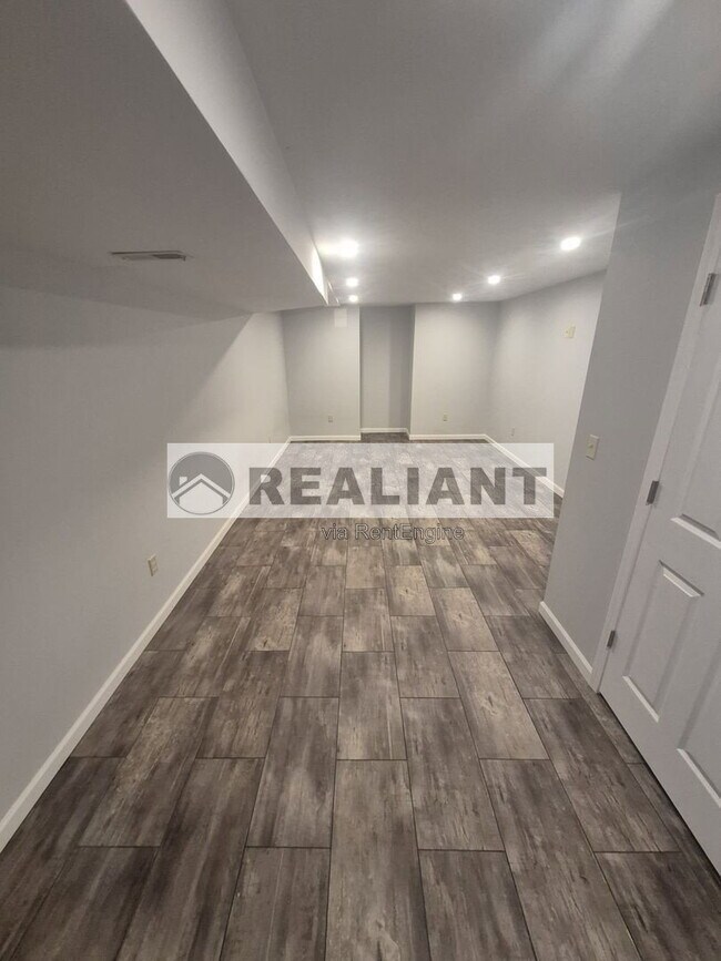 Building Photo - 6338 Remington Cove