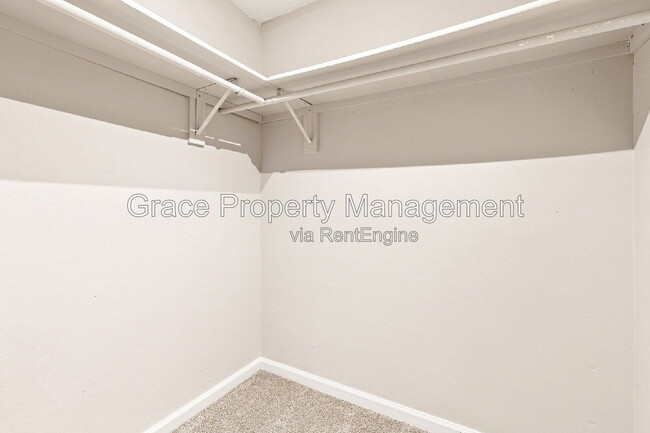 Building Photo - 8917 E Chenango Ave