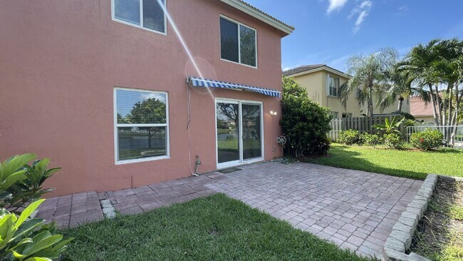 Building Photo - 4857 Victoria Cir
