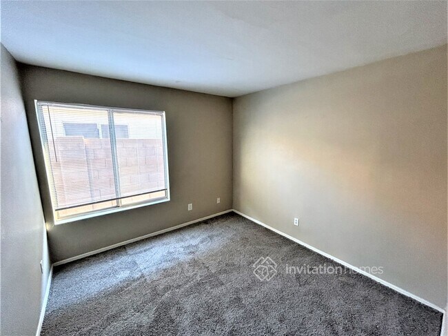 Building Photo - 18323 N 147th Dr