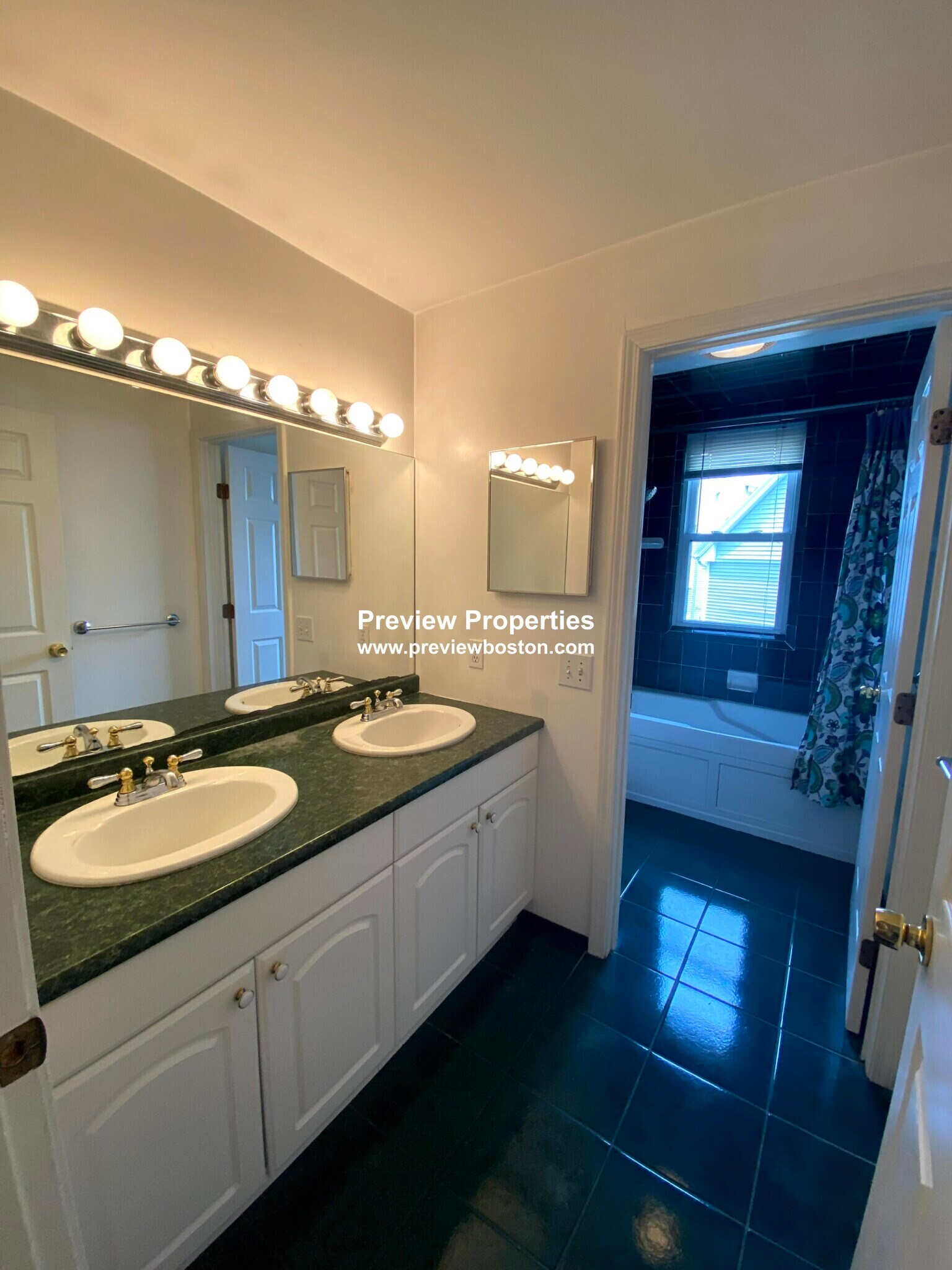 Building Photo - 44 Champney St