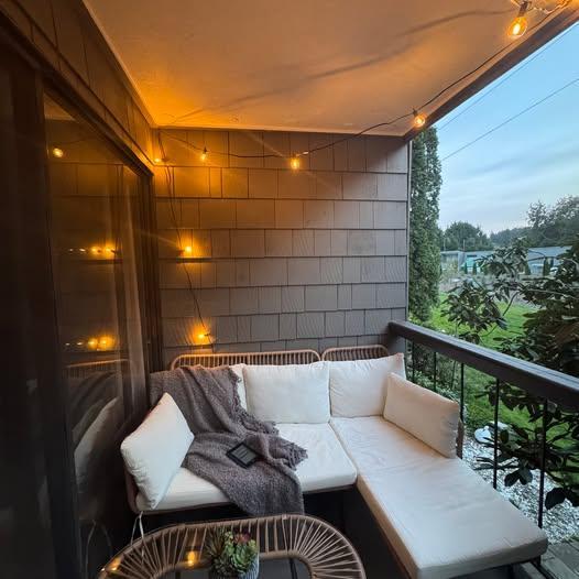 Building Photo - 6479 137th Ave NE