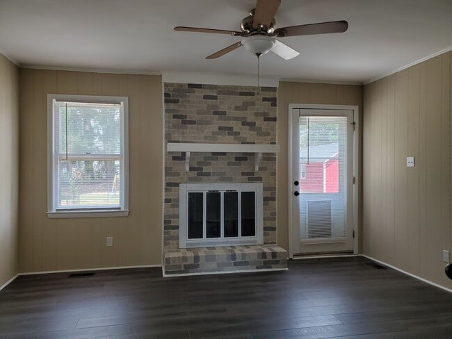 Building Photo - 1960 Windlock Dr