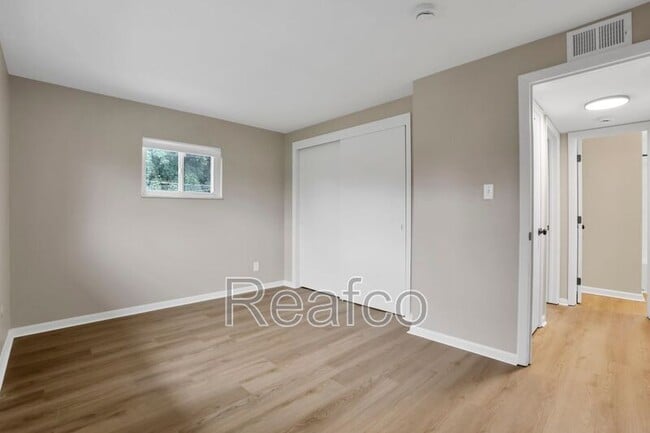 Building Photo - 1021 Binns Blvd