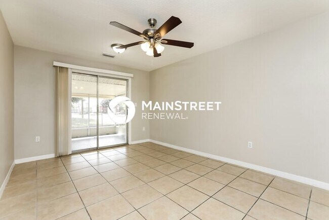 Building Photo - 4 Bedroom Pet-Friendly Home in ORLANDO, FL with Main Street Renewal