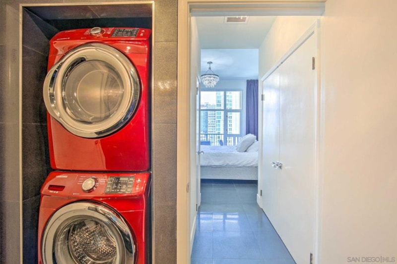 Building Photo - 530 K St