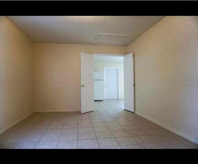 Building Photo - 309 Orchid Dr