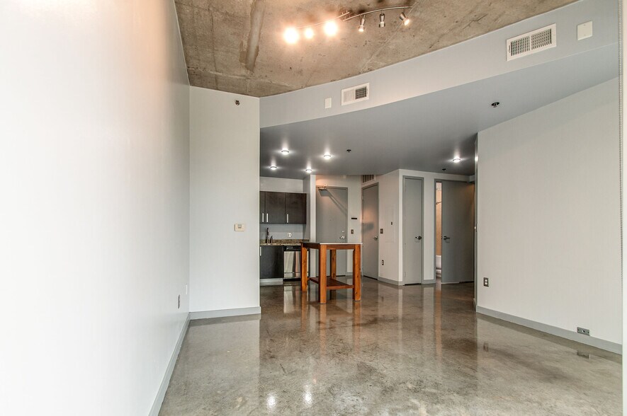 Living to Entrance door - 600 12th Ave S