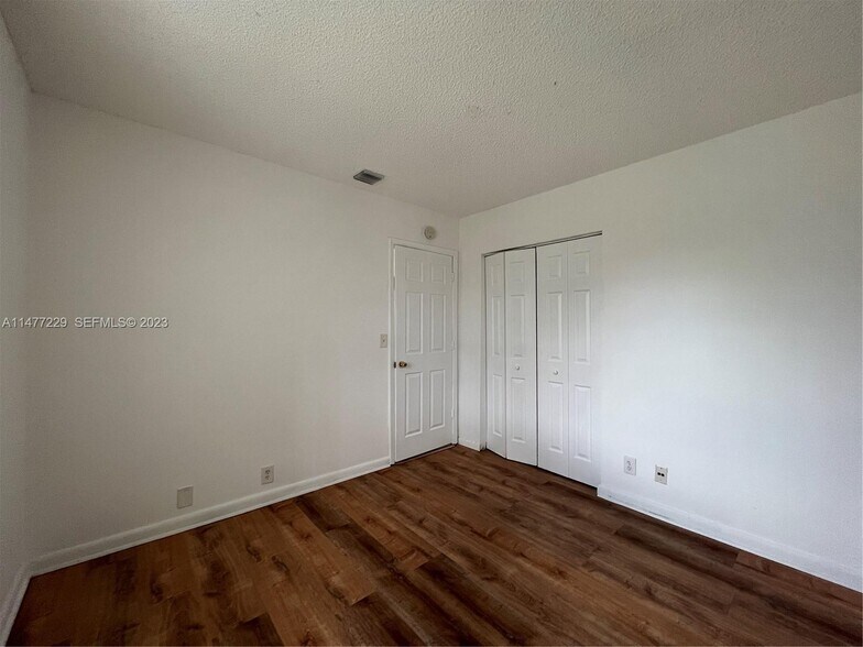 Building Photo - 11584 NW 44th St