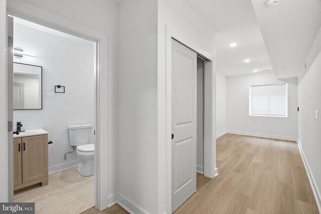 Building Photo - 2251 N 12th St