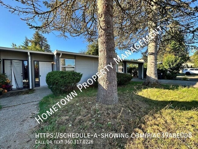 Building Photo - 613 Primrose Ln SE