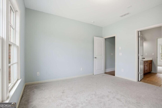 Building Photo - 845 Botanica Way