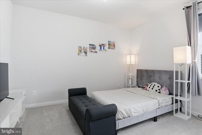 Building Photo - 22773 Orch Grv Dr