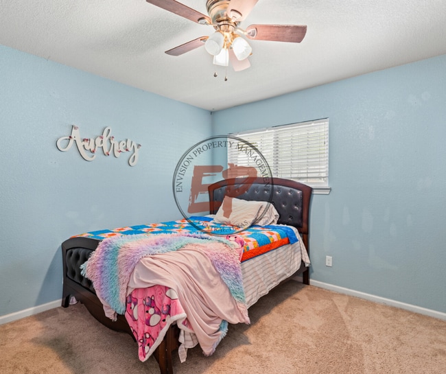Building Photo - 5418 Lake Highlands Dr