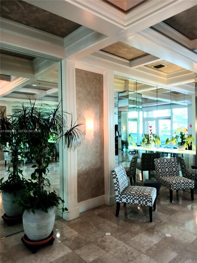 Building Photo - 1410 S Ocean Dr