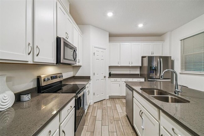 Building Photo - 1447 Broad Wing Ln