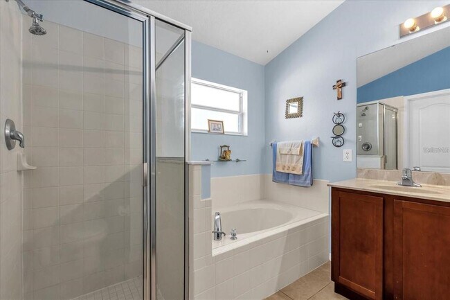 Building Photo - 14617 Keelford Way