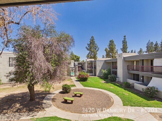 Building Photo - 3420 W Danbury Dr