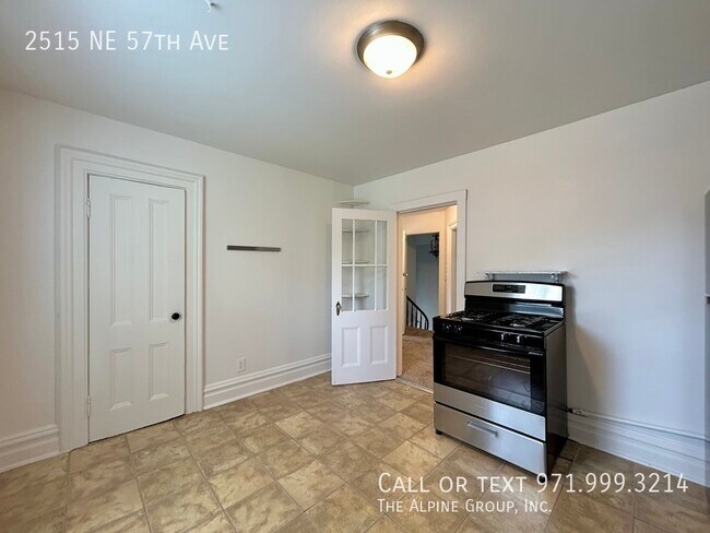 Building Photo - 2515 NE 57th Ave