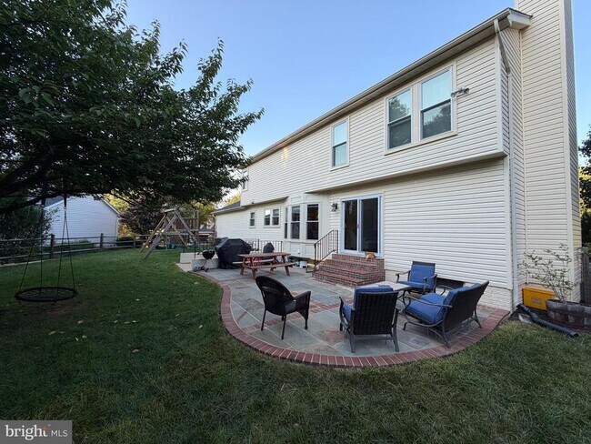 Building Photo - 46573 Hampshire Station Dr