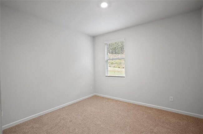 Building Photo - 136 Hampton Ter