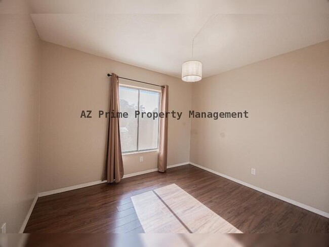 Building Photo - 1143 N Sailors Way