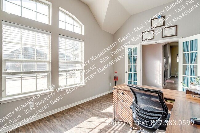 Building Photo - 673 Plum Dr