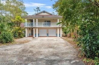 Building Photo - 3745 27th Ave SW