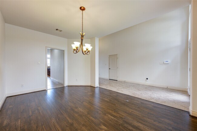 Building Photo - 3707 Cibolo Ct