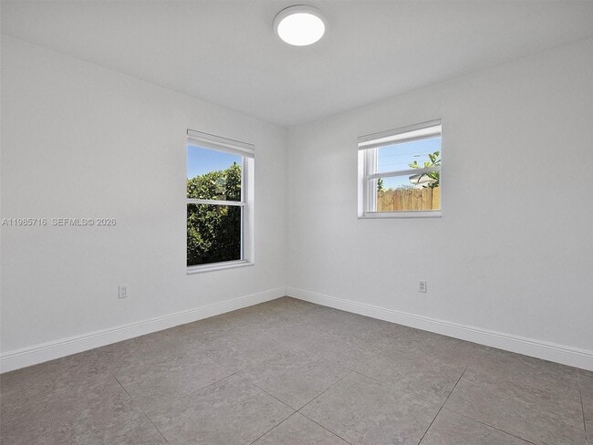 Building Photo - 340 NW 45th St