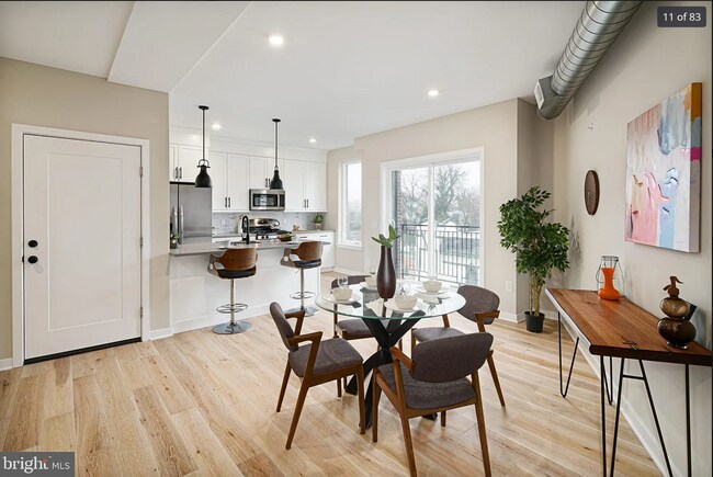 Building Photo - 3712 Midvale Ave