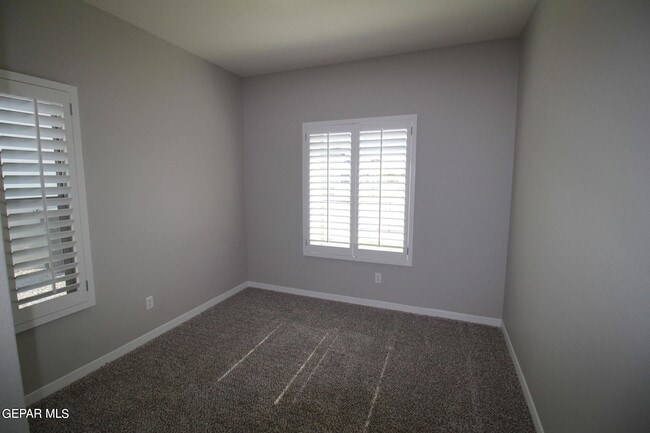 Building Photo - 509 Cedarwood Ave