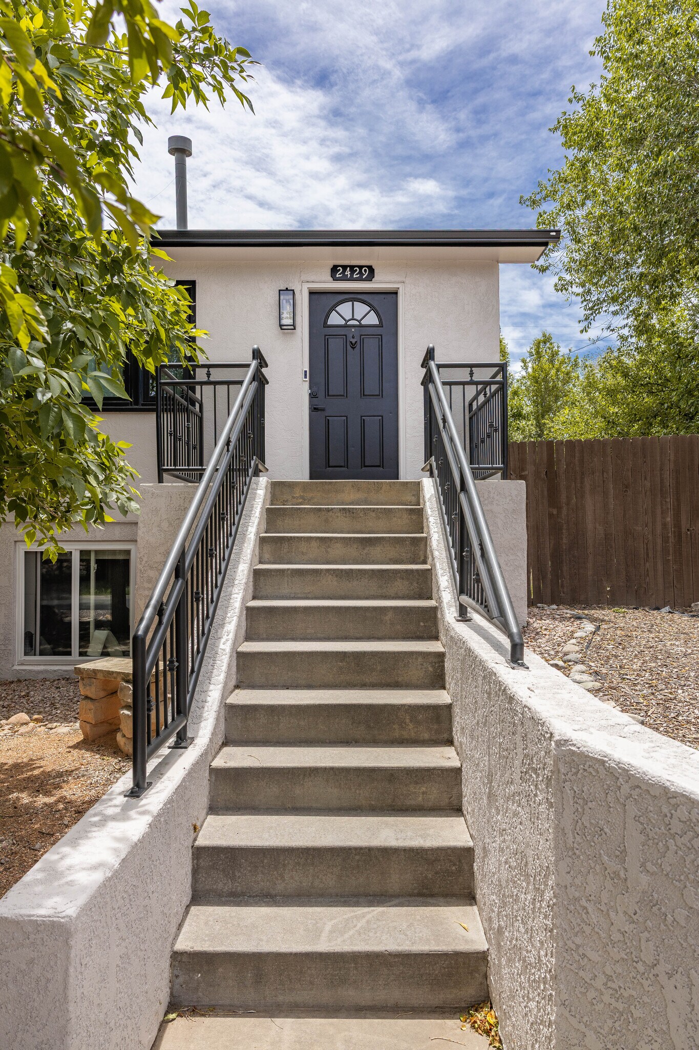 Building Photo - 2429 W Saint Vrain St