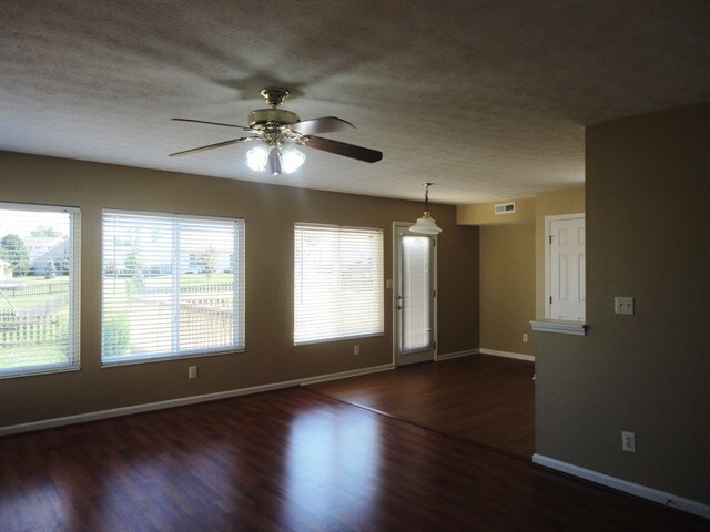 Building Photo - 4239 King Bird Ln