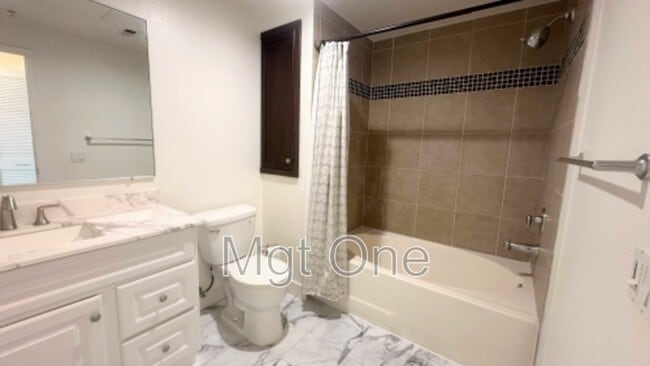 Building Photo - 2379 Scholarship