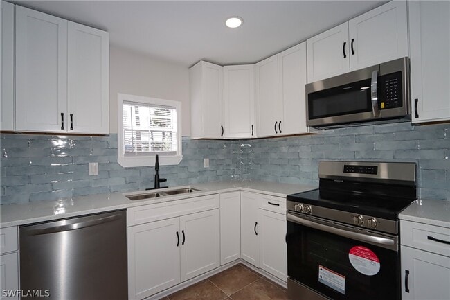 Building Photo - 135 Gulfview Ave