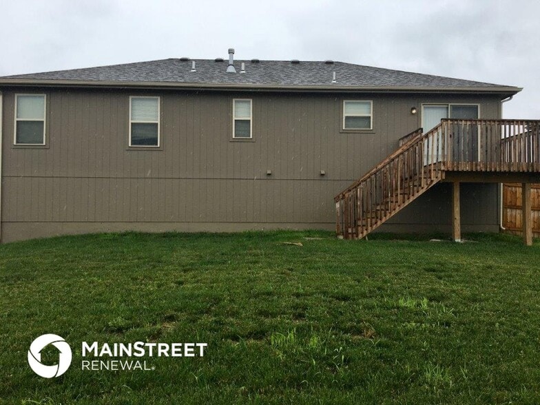 Building Photo - 19108 Switchgrass Dr