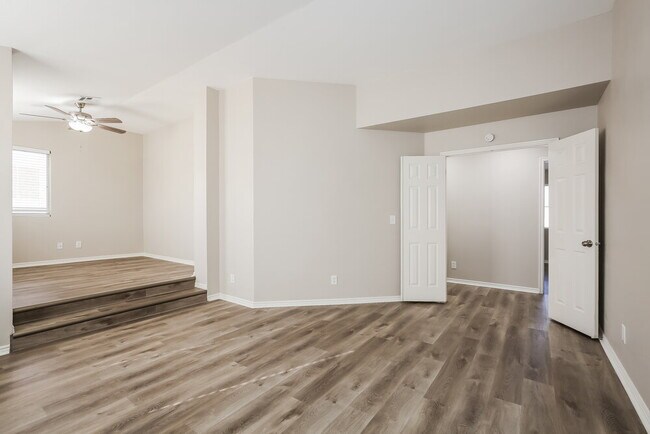 Building Photo - 1733 Toltec Cir