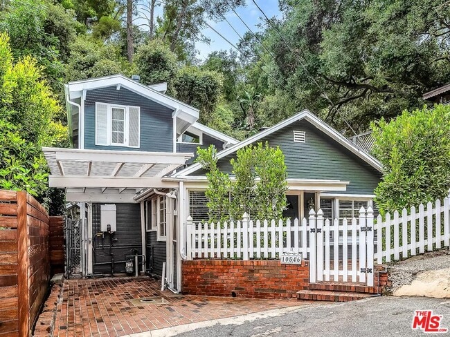 Building Photo - 10546 Selkirk Ln